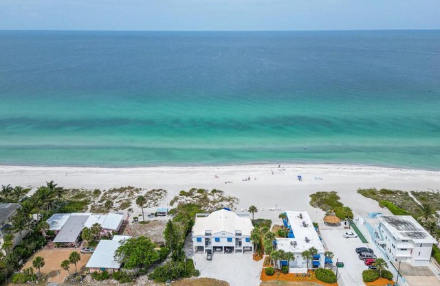 Gulf Tides of Longboat Key