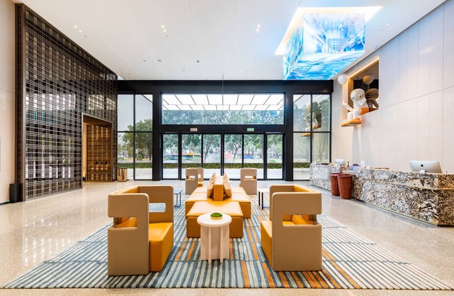 GZ Baiyun Airport MeHood Liz Hotel T1