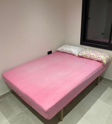 Habitación Grande en Apartamento Compartido