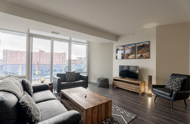 Halifax - Icon Bay 3B1B