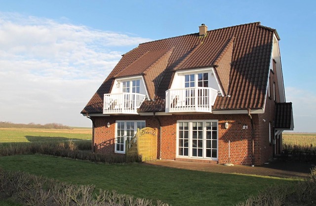 Halligland view - quiet apartment near the beach with a great view