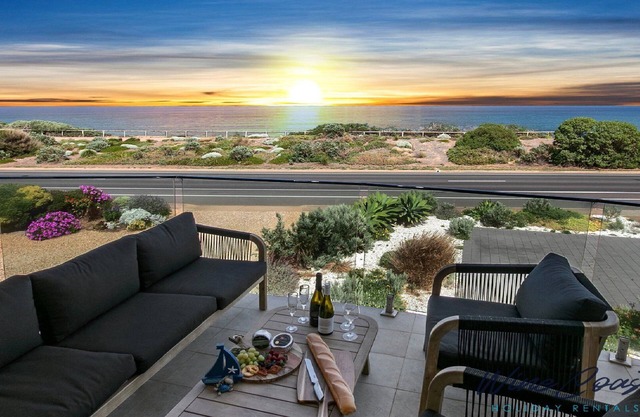 HaltandHide by Wine Coast Holiday Rentals