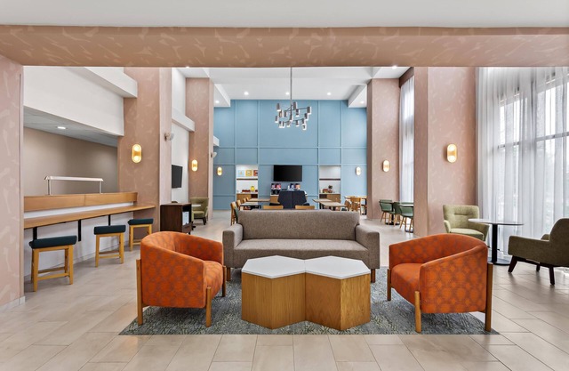 Hampton Inn & Suites Bolingbrook
