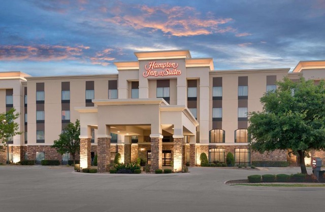 Hampton Inn & Suites Ft Worth-Burleson
