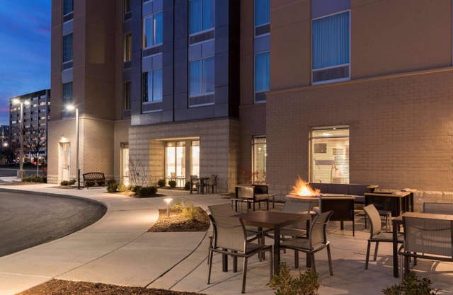 Hampton Inn & Suites Indianapolis-Keystone