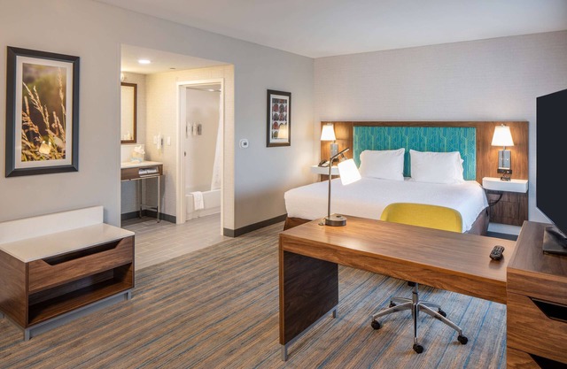Hampton Inn & Suites Omaha Southwest-La Vista