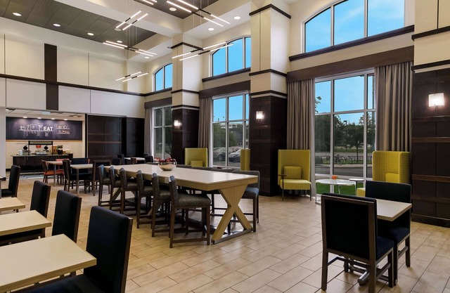 Hampton Inn & Suites Wilmington Christiana