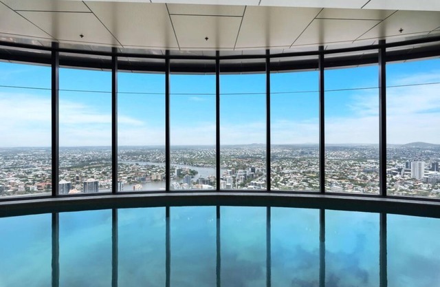 Hamptons Retreat on Level 77 Skytower