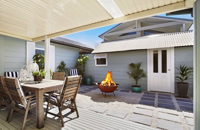 Happy Daze by Coast Holidays