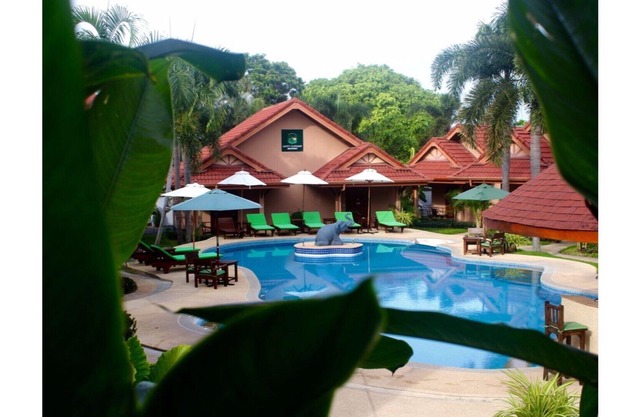 Happy Elephant Resort - Premium Deluxe rooms 1