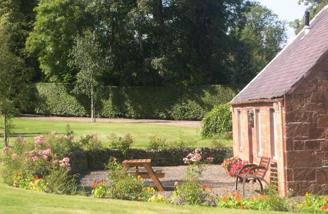 Harleyburn Cottages - Stables and Saddlery