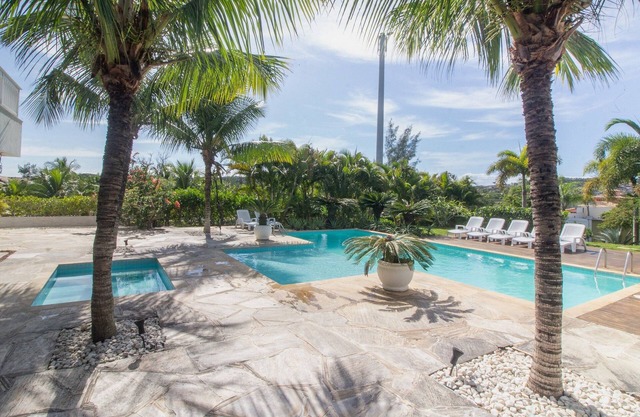 Harmoniosa Mansão com 7 Suítes Ferradura