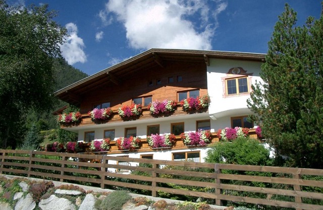 Haus Mader