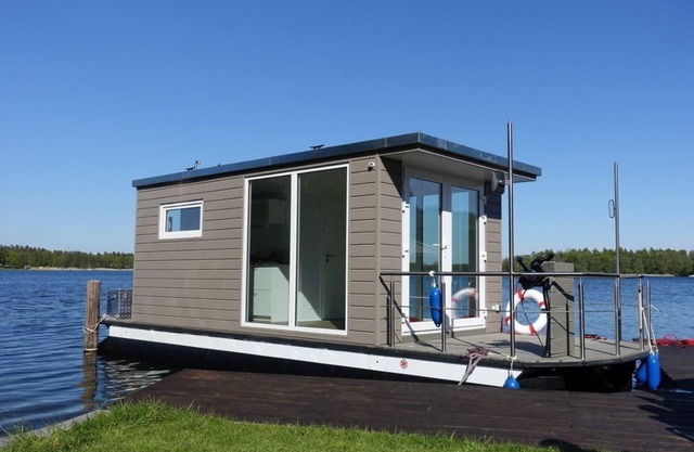 Hausboot - Ferienpark Kunterbunt