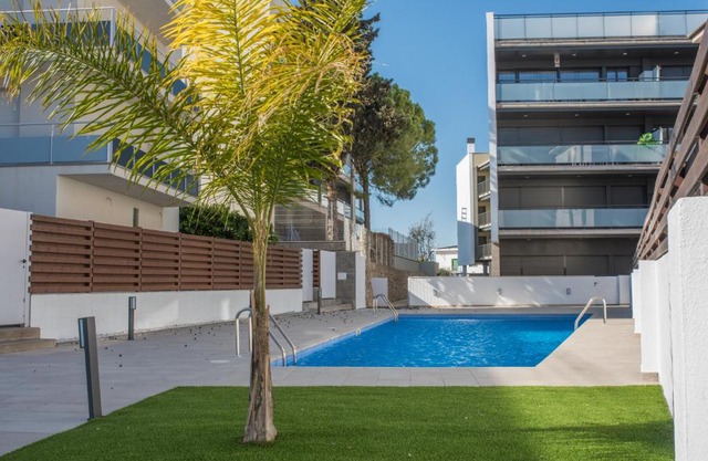 Hauzify I Apartaments Coral