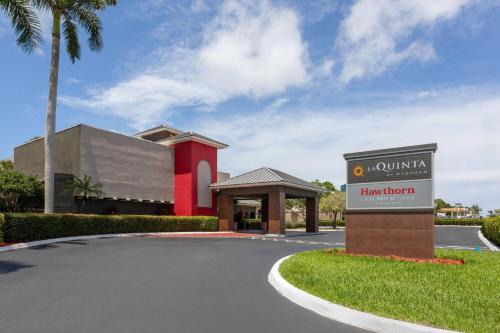 Hawthorn Extended Stay by Wyndham Ft Lauderdale Cypress Crk
