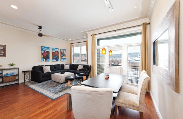 Heart of Downtown Durango. Luxury Condo 1 Block from Train Station. Location!