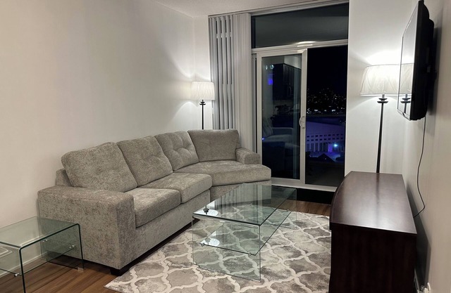 Heart of Mississauga CONDO!