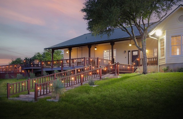 Heated | Main House & Cottage