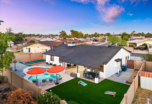 Heated Pool~Basketball Court~Putt Putt~Bocce Ball