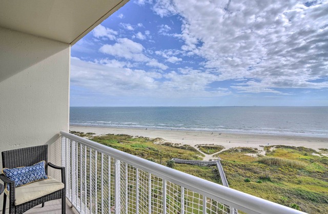 Heated Pool + Beach View: Galveston Resort Condo!