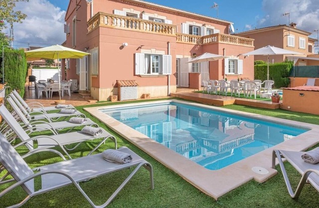 HEATED POOL, LARGE GROUPS