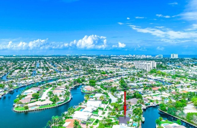 Heated Pool! Waterfront+Kayak! 1 Mile To Beach!