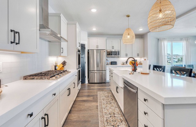Heber Headquarters. 6bd 5.5bth. Close to Park City and Deer Valley!