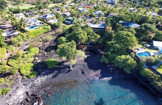 Heeia Bay Paradise Spacious 3 BDR Steps to Beach