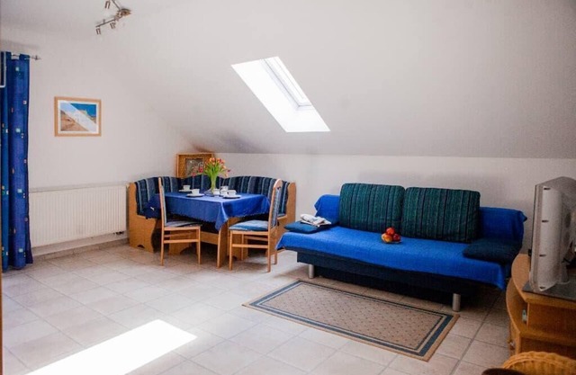 Helle Ferienwohnung mit Osserblick und Balkon