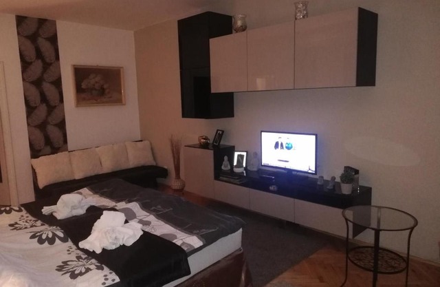 Heni Apartman