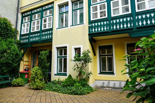 Heritage Apartments in Historical Musician Residence of Josef Klein