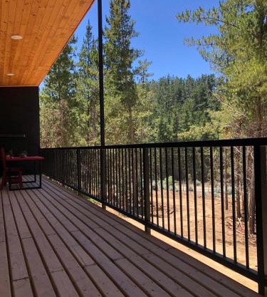 Hermosa casa en el bosque