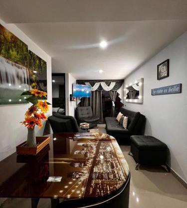Hermoso y Acogedor Apartamento Cerca Al Poblado