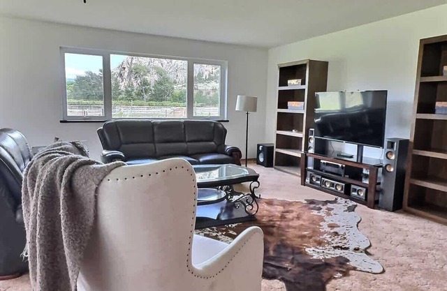 Herrera Estate – Your Vineyard Escape