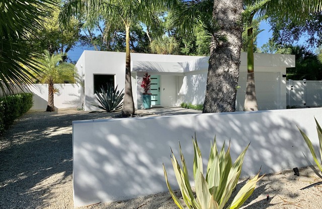 Hidden Gem in Charming Sarasota, Florida