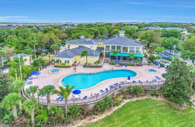 Hidden Oasis near Orlando, Disney, etc.