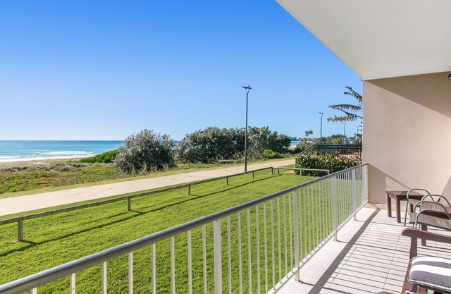 Hidden Treasure - Bilinga Absolute Beachfront