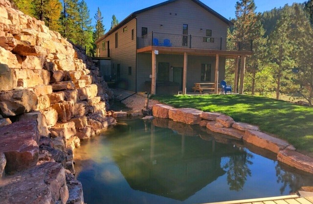 Higgins Mountain Retreat - 10 minutes from Downtown Spearfish!