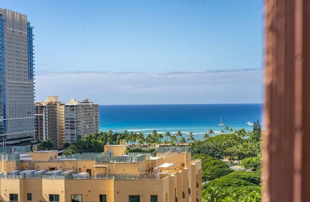 High Floor Ocean View Owner Unit Wyndham Waikiki