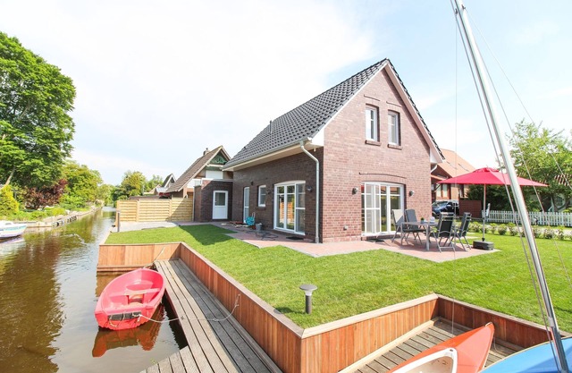 High quality & detached holiday home for up to 4 persons + baby (NEW BUILDING!)