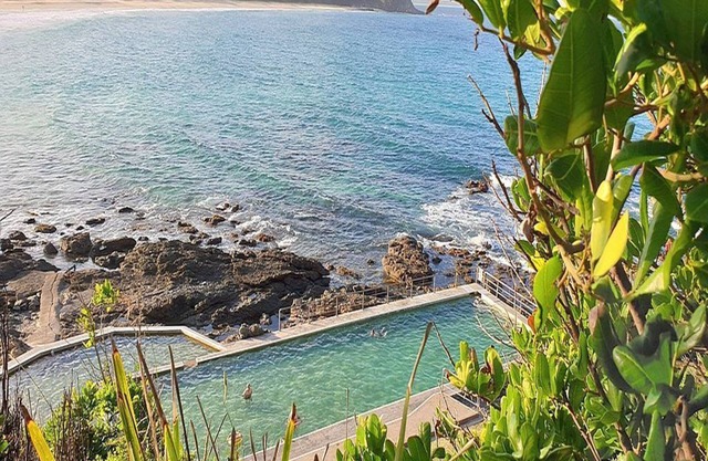 High Street Hideaway - Ideal location, close to Bowling Club, beach and more.