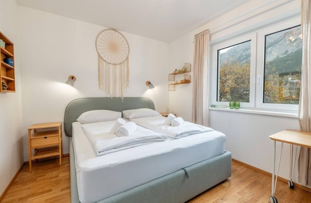 Highland Moments by myNests - Highland Moments Apartment