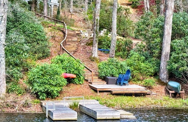 Highlands Hideout, Lake Views, Fiber Wi-Fi