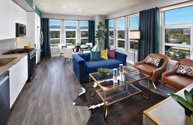 Highwater Stylish 1BR Condo