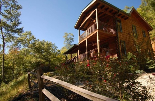 Hiker's Rest - Free Brewery Tours - Private and Secluded - Recreation Loft Cabin