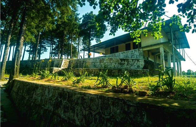 Hill Top Cottage - 2BHK in Mussoorie by Homeyhuts