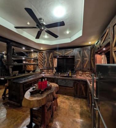 Hillside House rental