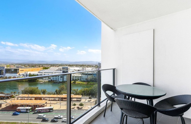 Hinterland Views 2BR apartment - Sierra Grand - CoastHM