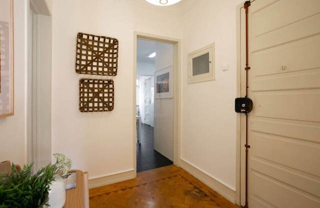 Hip Tailor Made Flat in Areeiro